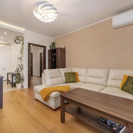 Comfortable Apartment Krakowska Wroclaw With Free Parking By Noclegi Renters Zewnętrze zdjęcie